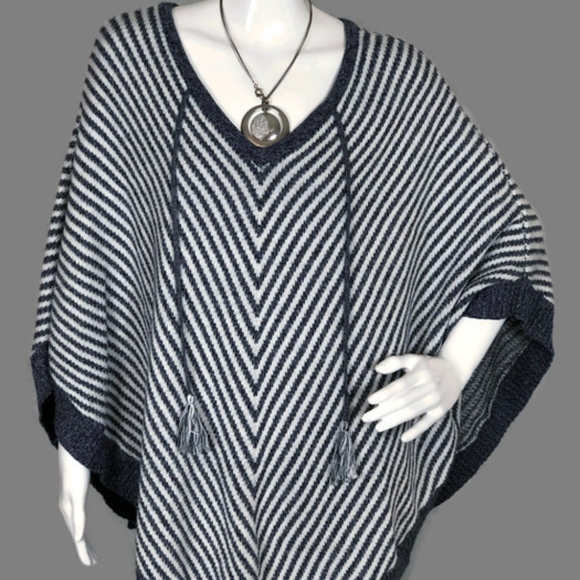 Chico's Sweaters - NWT CHICO'S MULTI COLOR PONCHO $59.95 SIZE S/M
